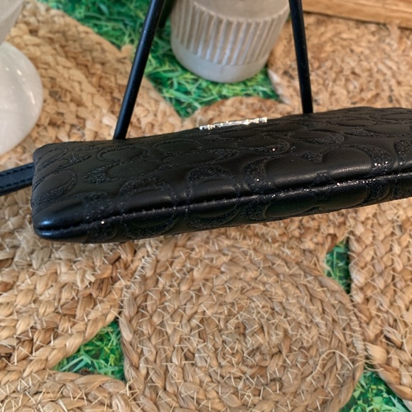 Coach, Horse and carriage Glitter Wristlet, NWT - Picture 6 of 15